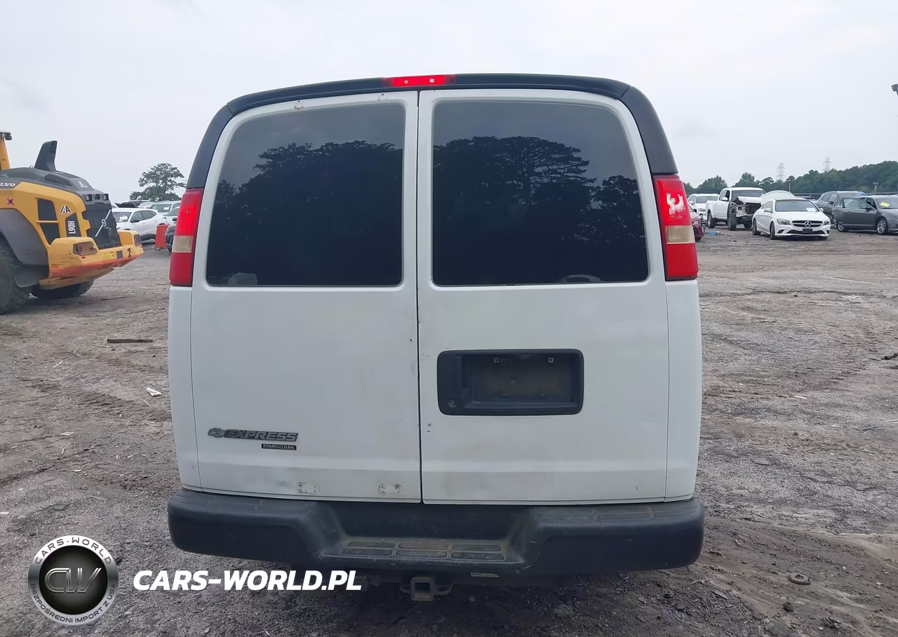 2013 Chevrolet Express 2500 Work Van VIN:1GCWGFCA0D1137582 - 16