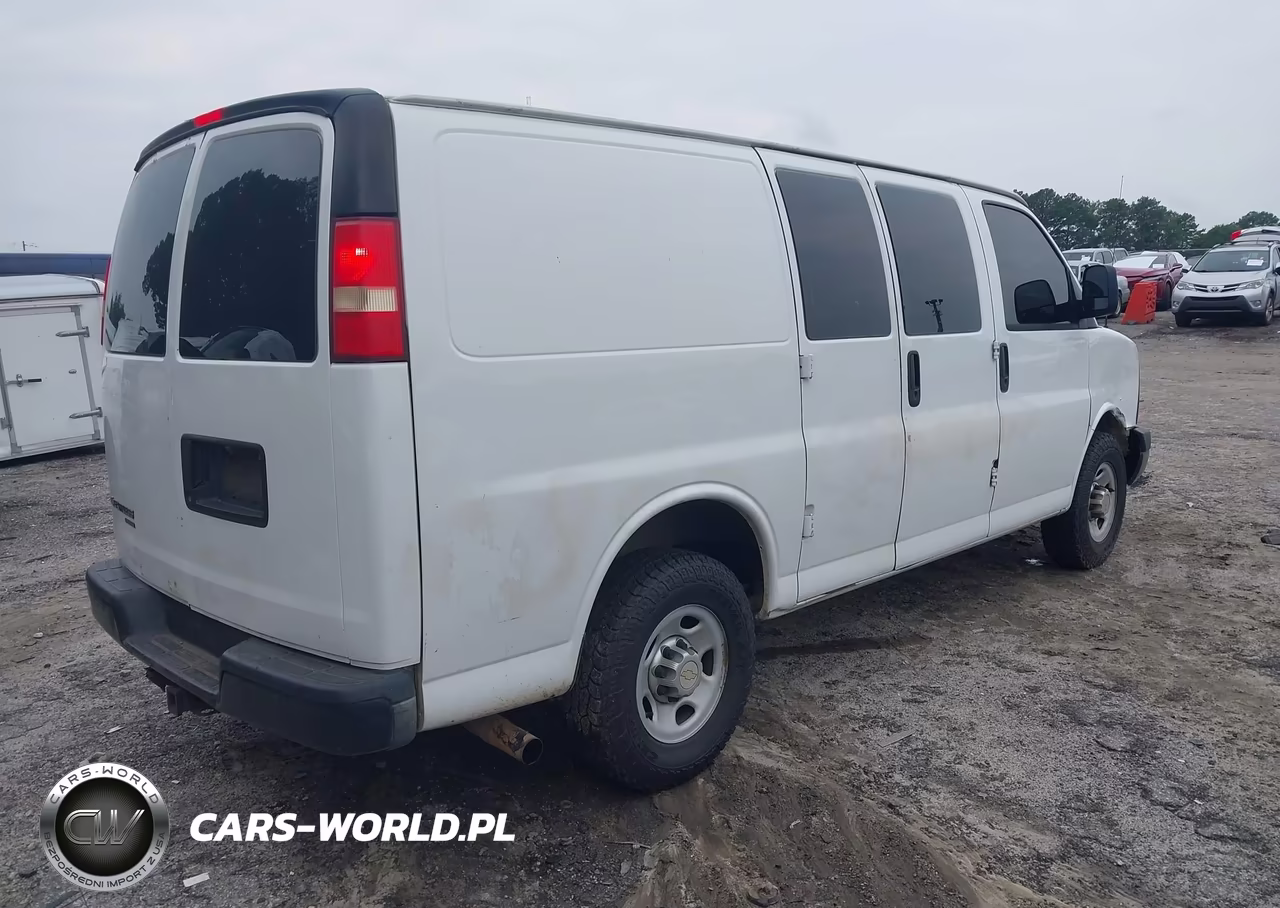 2013 Chevrolet Express 2500 Work Van VIN:1GCWGFCA0D1137582 - 4