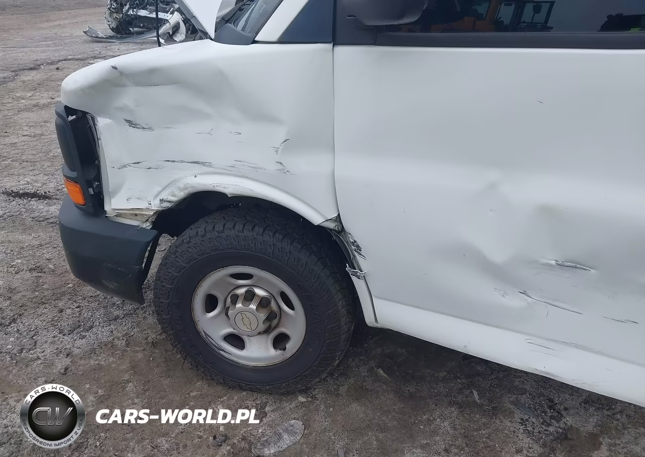 2013 Chevrolet Express 2500 Work Van VIN:1GCWGFCA0D1137582 - 6