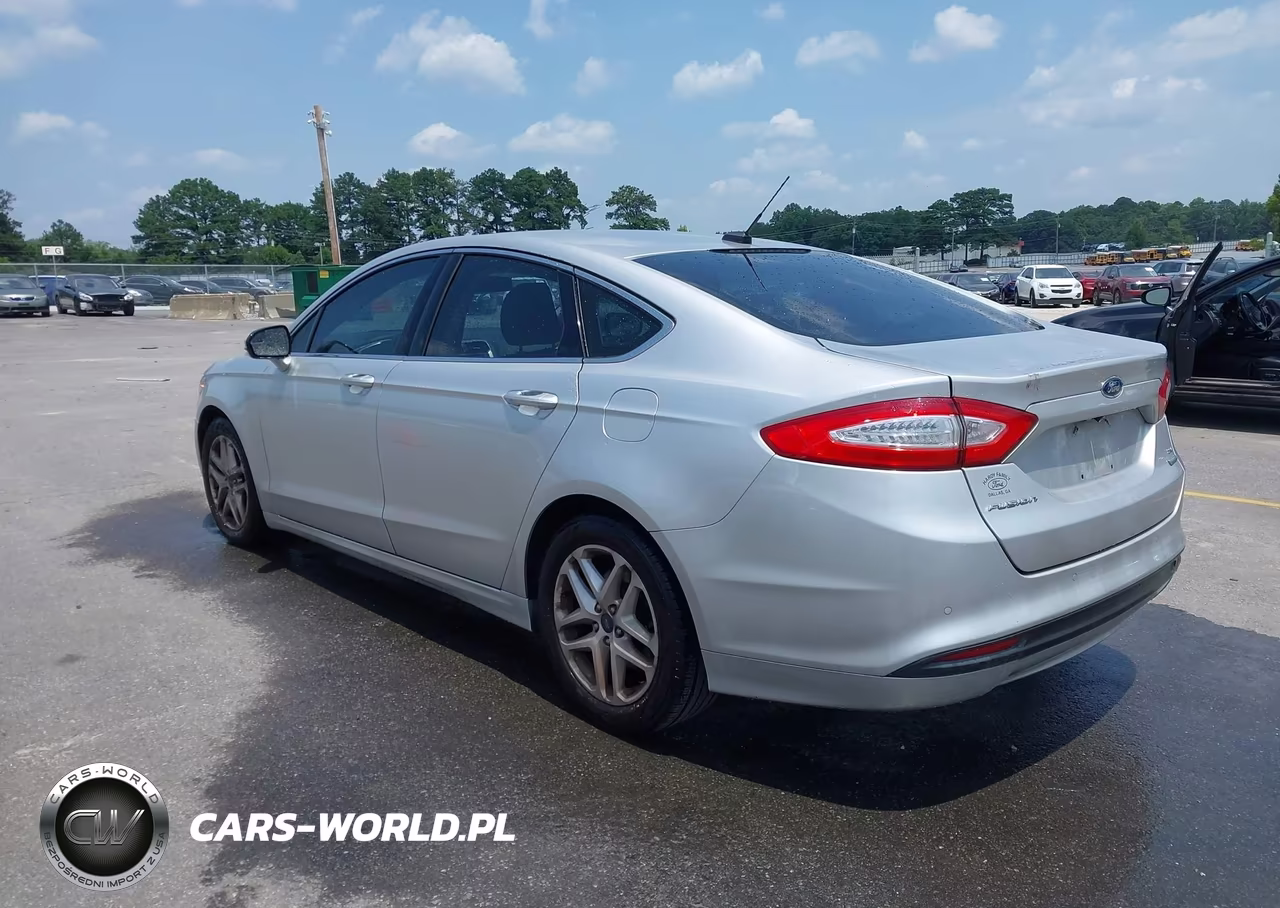 2015 Ford Fusion Se VIN:1FA6P0HD4F5127106 - 3