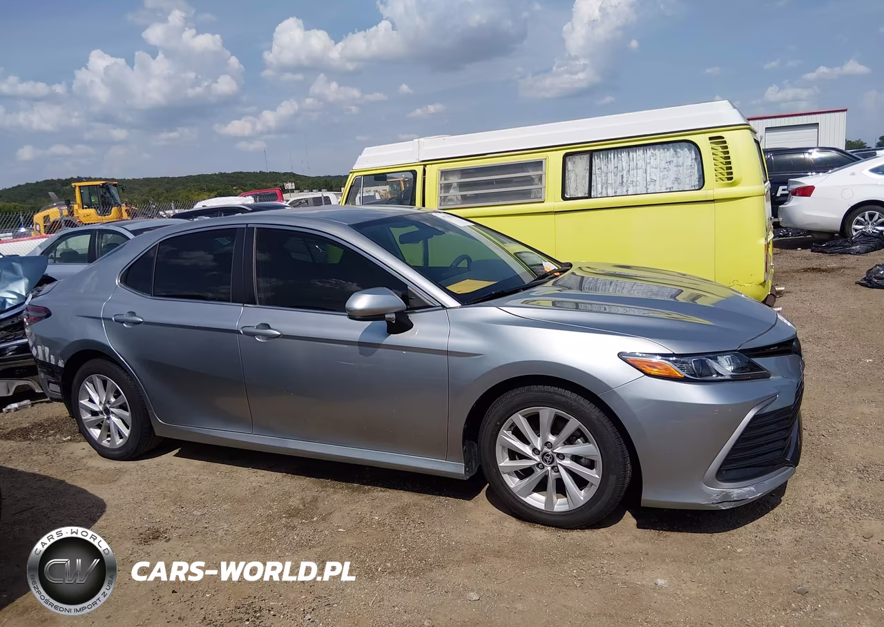 2022 Toyota Camry Le VIN:4T1C11AK8NU653591 - 14