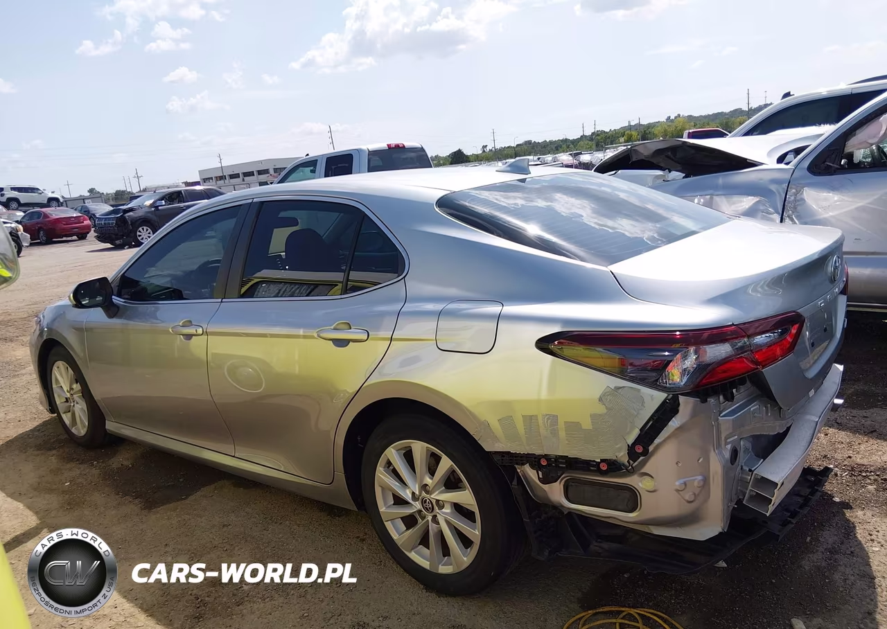 2022 Toyota Camry Le VIN:4T1C11AK8NU653591 - 15
