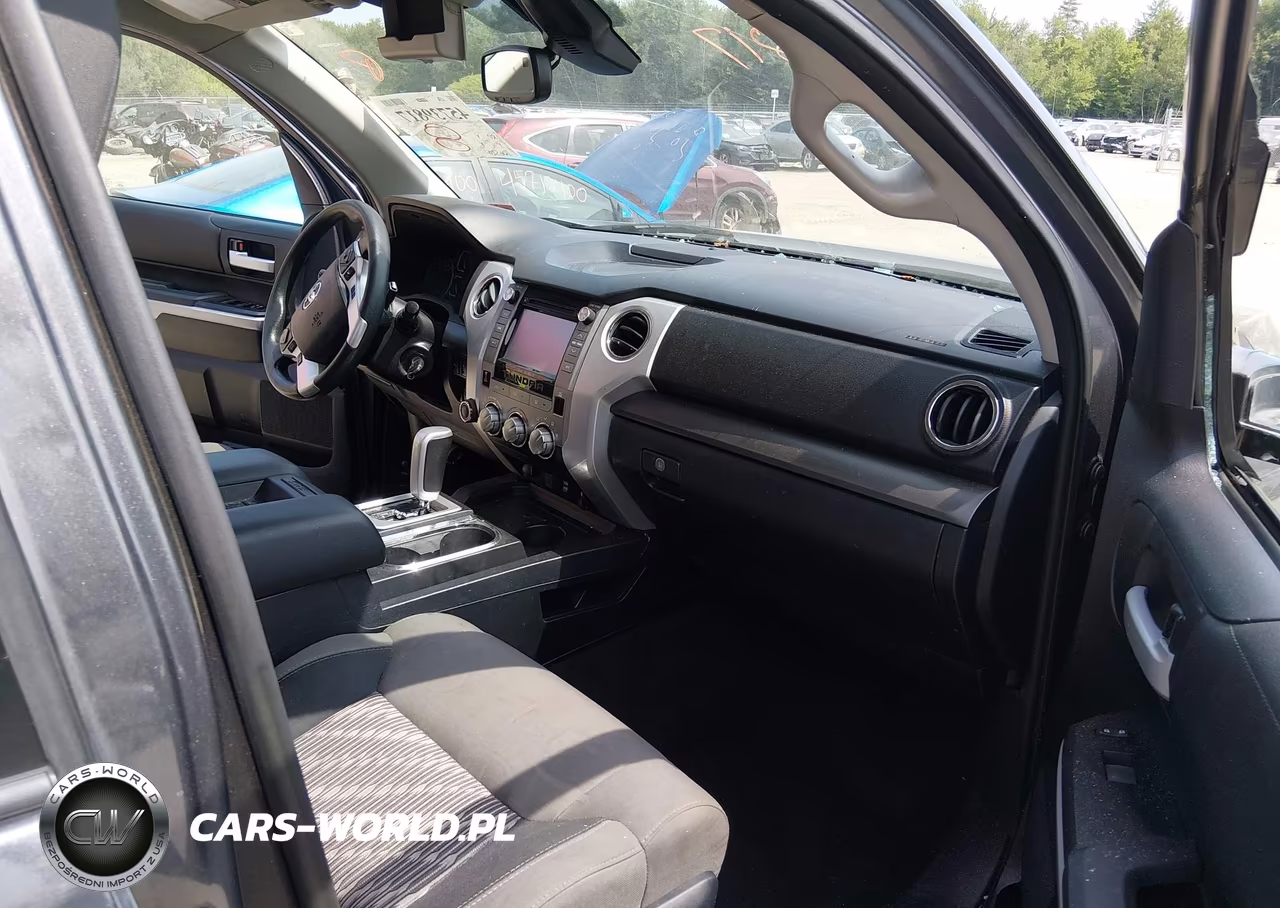 2018 Toyota Tundra Sr5 5.7L V8 VIN:5TFDY5F17JX715602 - 5