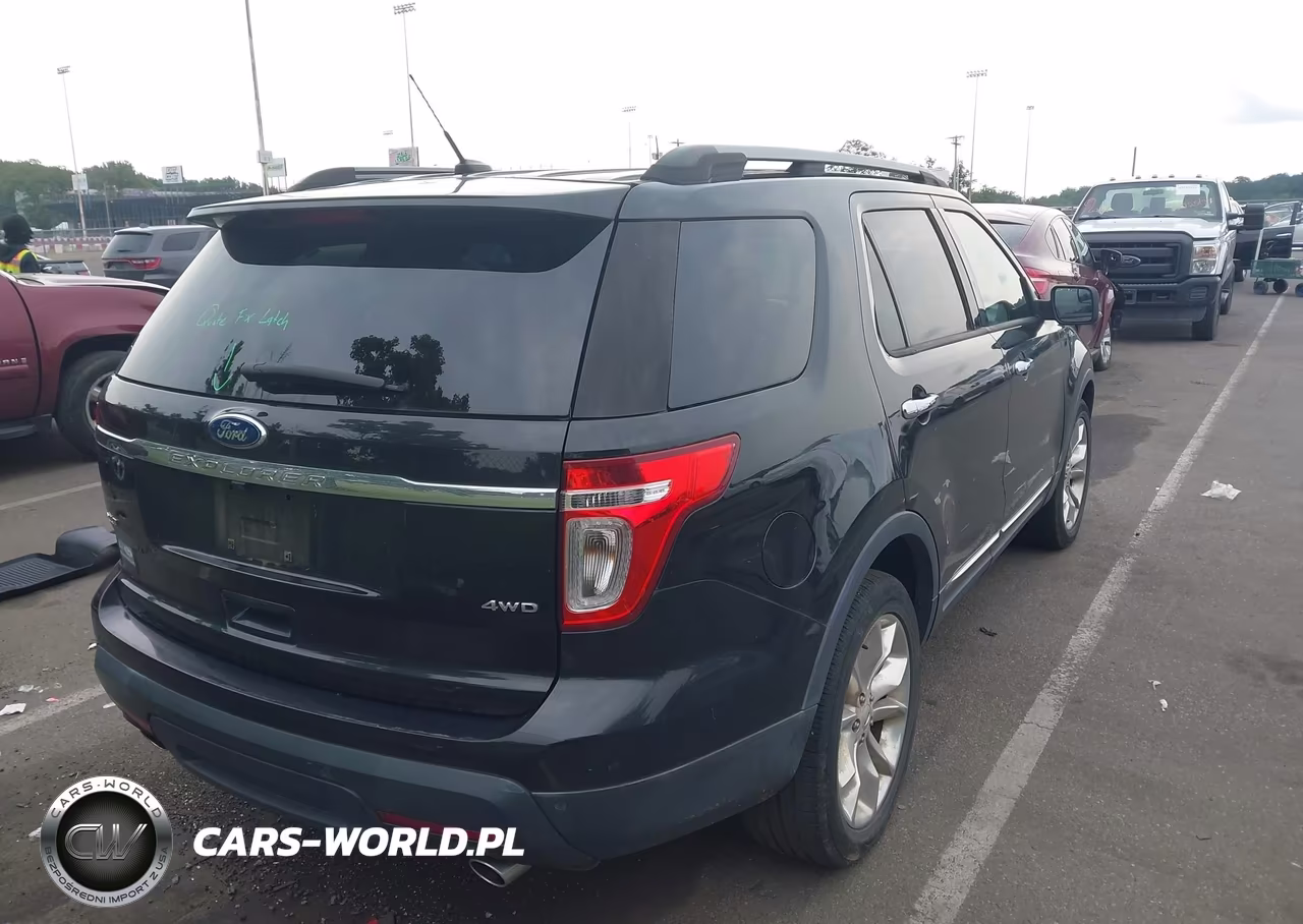 2012 Ford Explorer Xlt VIN:1FMHK8D80CGA77793 - 4
