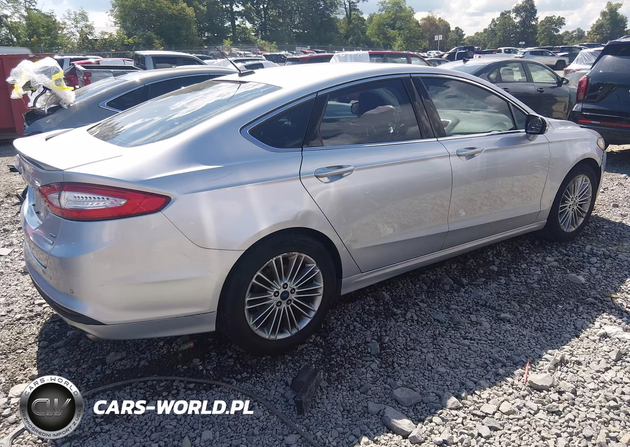 2014 Ford Fusion Se VIN:3FA6P0HD4ER313689 - 4
