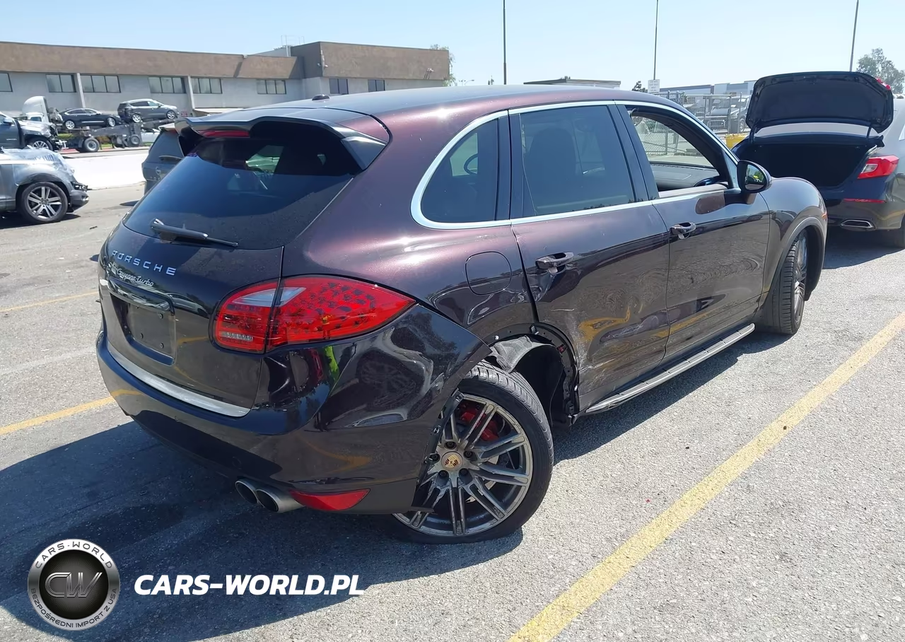 2012 Porsche Cayenne Turbo VIN:WP1AC2A21CLA83401 - 4