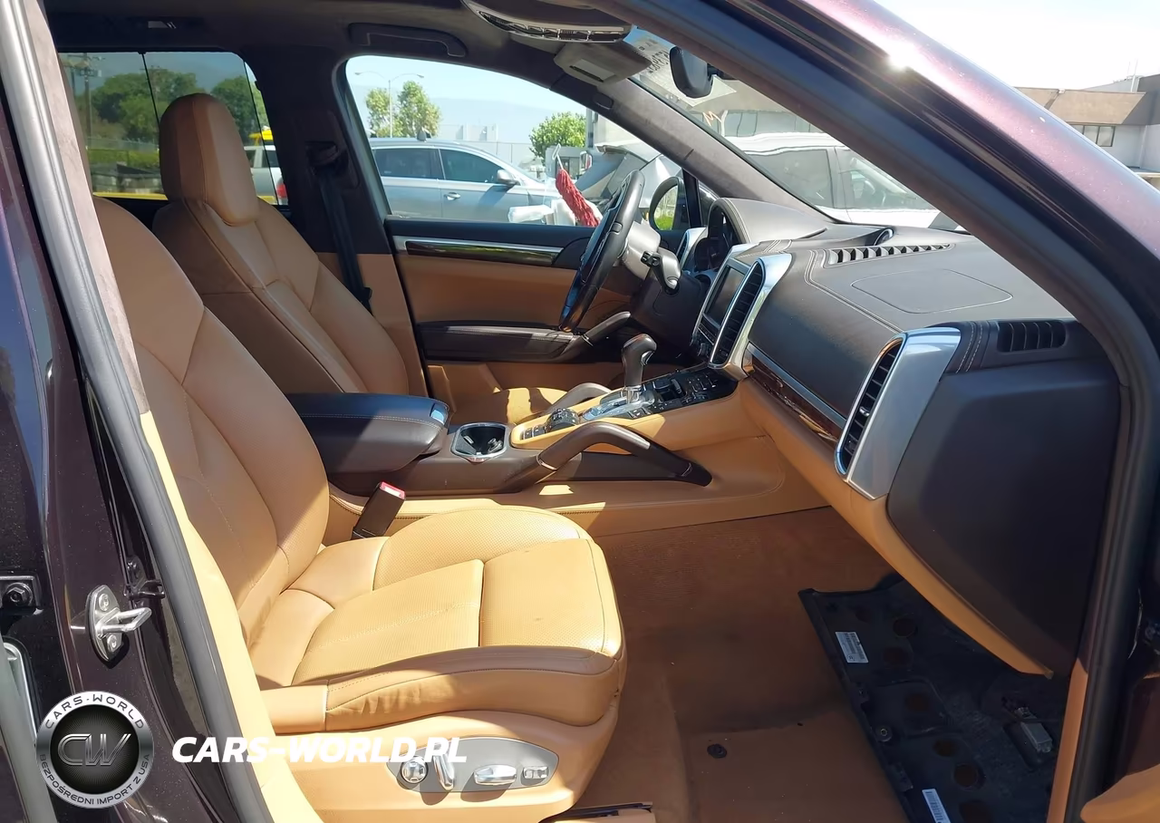2012 Porsche Cayenne Turbo VIN:WP1AC2A21CLA83401 - 5