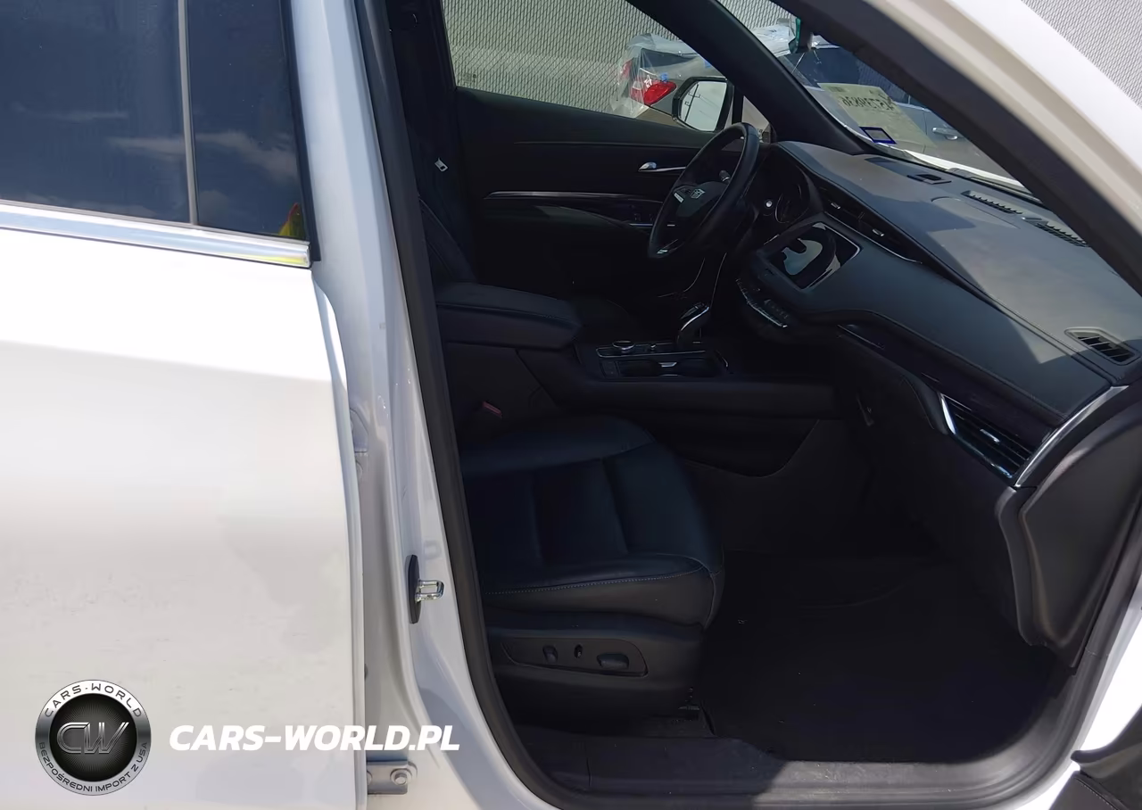 2023 Cadillac Xt4 Fwd Luxury VIN:1GYAZAR48PF131099 - 5