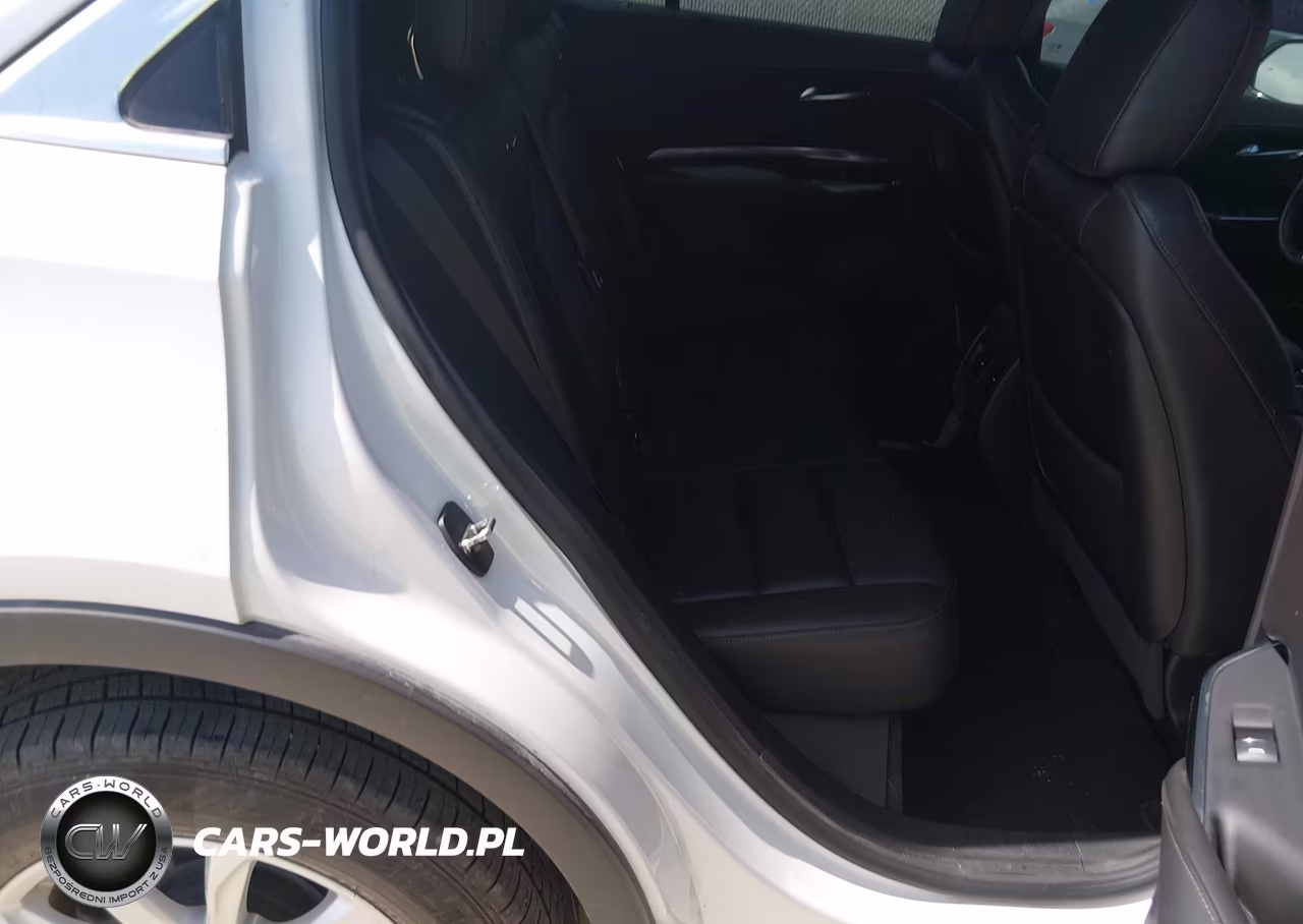 2023 Cadillac Xt4 Fwd Luxury VIN:1GYAZAR48PF131099 - 8