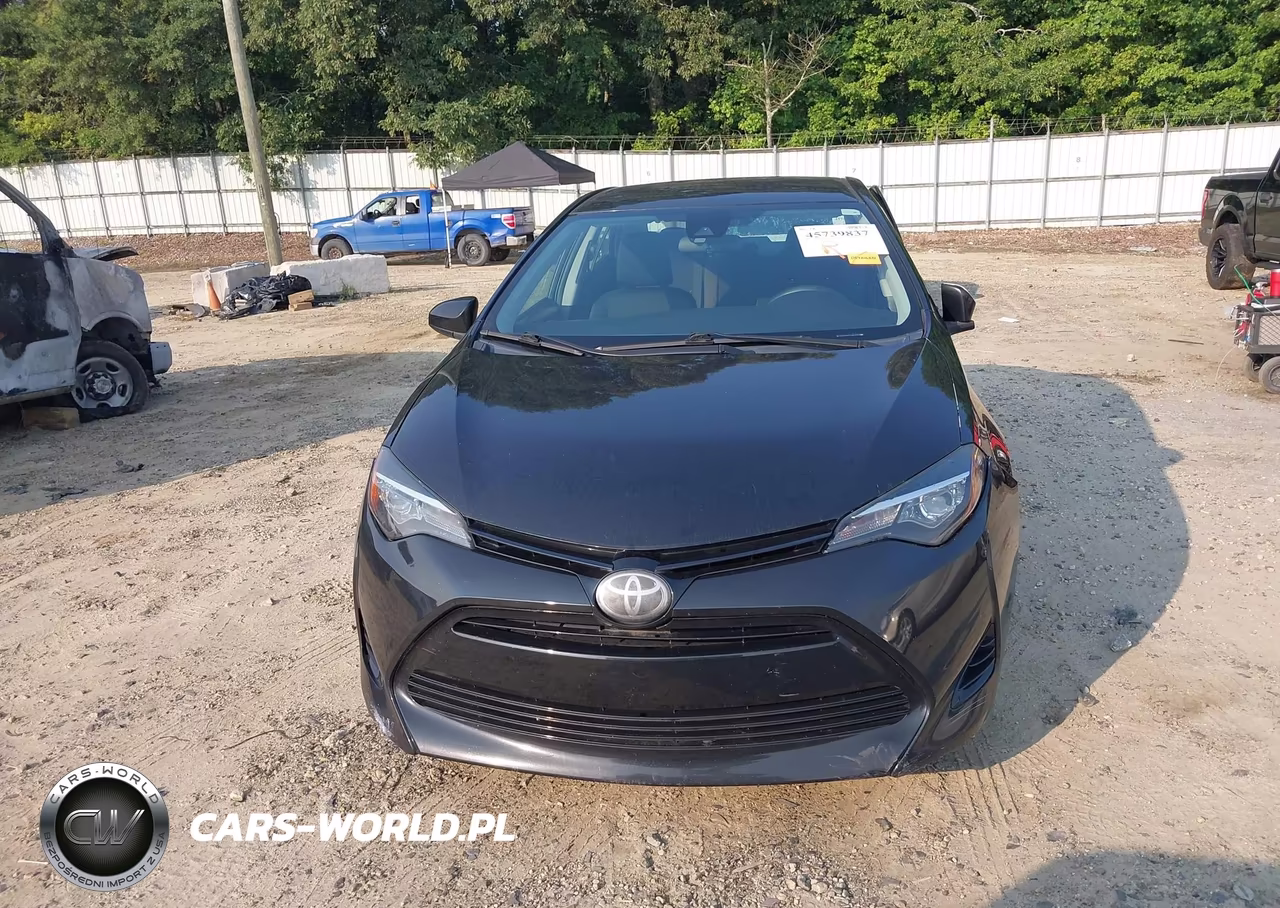 2018 Toyota Corolla Le VIN:5YFBURHE3JP814751 - 12