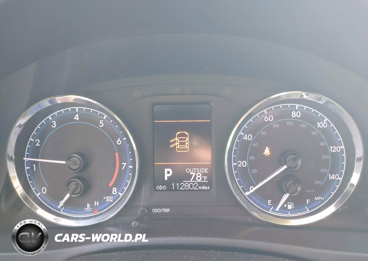 2018 Toyota Corolla Le VIN:5YFBURHE3JP814751 - 7