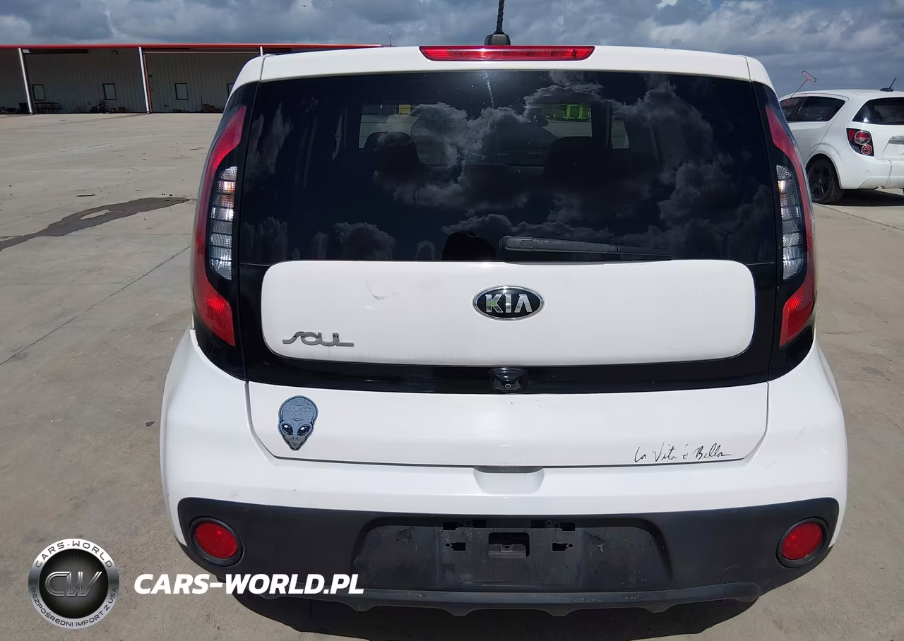 2019 Kia Soul VIN:KNDJN2A29K7683053 - 16