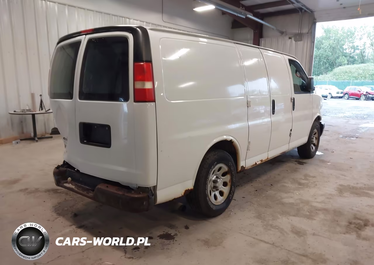 2014 Chevrolet Express 1500 Work Van VIN:1GCSGAFX2E1143354 - 4