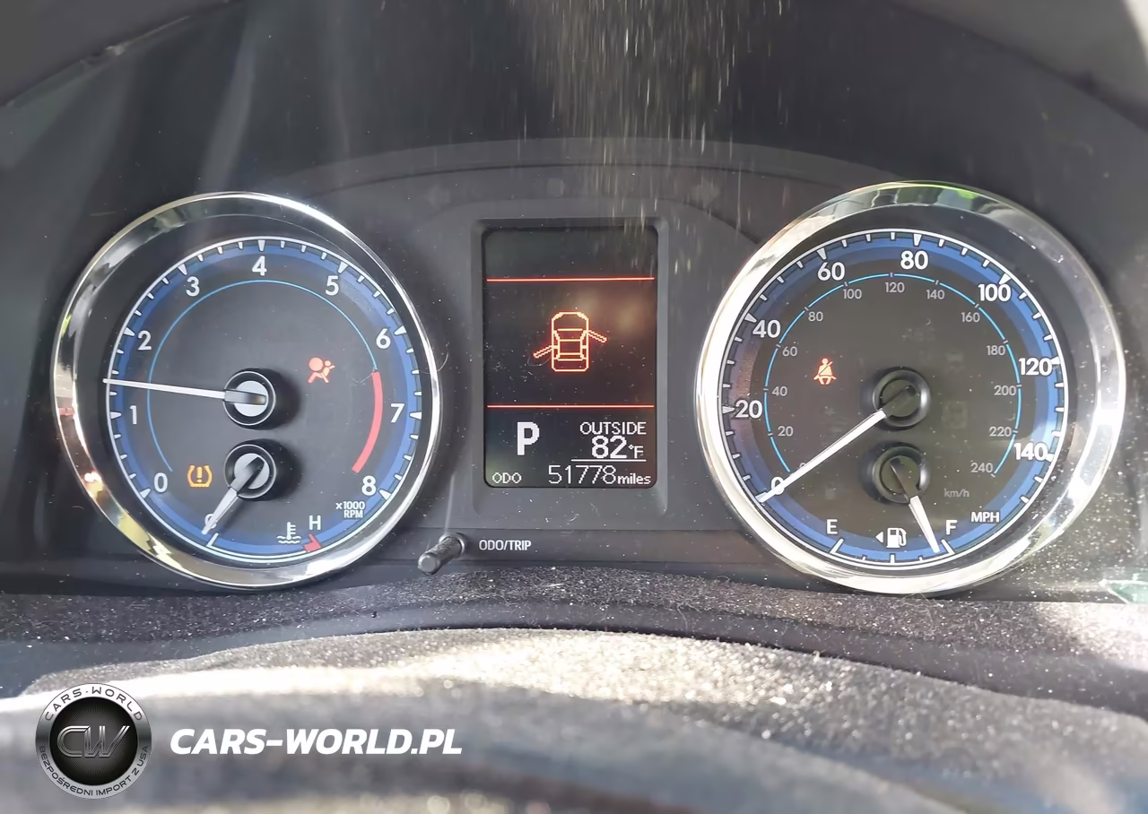2018 Toyota Corolla Le VIN:5YFBURHE7JP853617 - 7
