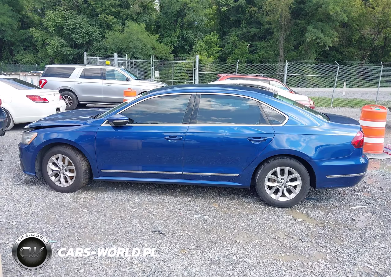 2017 Volkswagen Passat 1.8T S VIN:1VWAT7A33HC076042 - 15