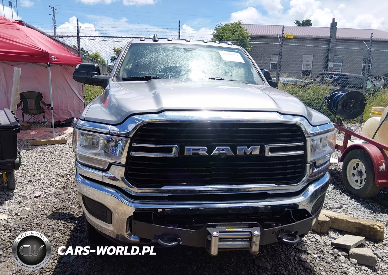 2020 Ram 3500 Tradesman 4X4 6'4 Box VIN:3C63R3CL6LG128373 - 12