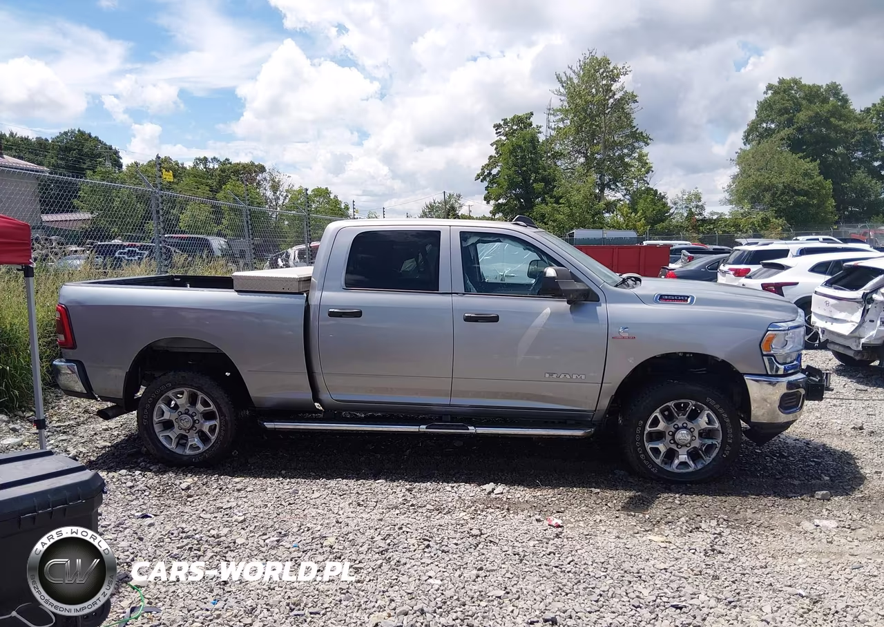 2020 Ram 3500 Tradesman 4X4 6'4 Box VIN:3C63R3CL6LG128373 - 13