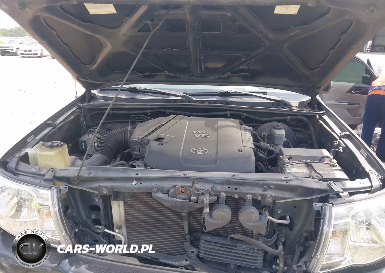 2008 Toyota Tacoma Base V6 VIN:3TMMU52N68M005207 - 10