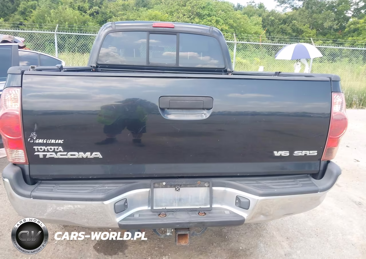 2008 Toyota Tacoma Base V6 VIN:3TMMU52N68M005207 - 16