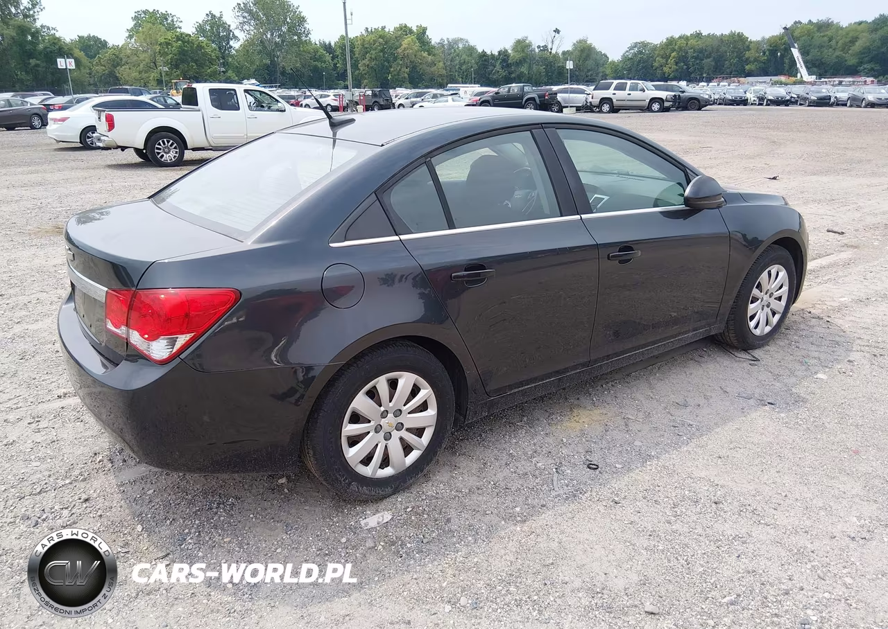 2011 Chevrolet Cruze 1Lt VIN:1G1PF5S95B7103942 - 4