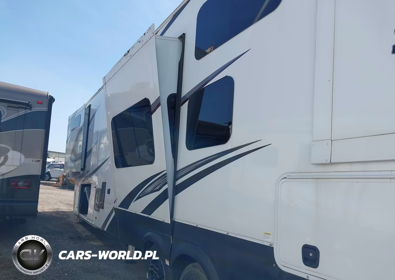 2021 Winnebago Other VIN:573FS4425MAA05858 - 14