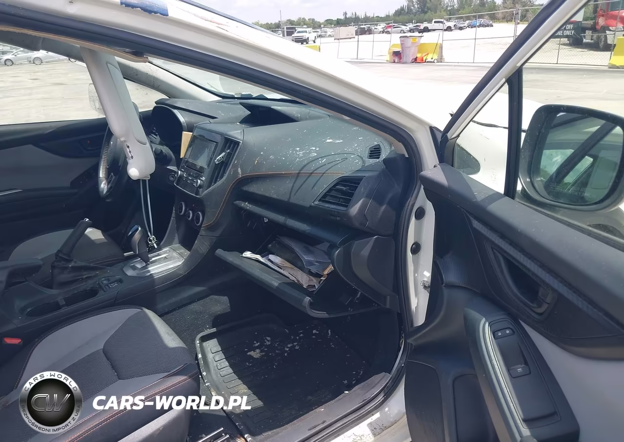 2020 Subaru Crosstrek Premium VIN:JF2GTAPC9L8217386 - 5