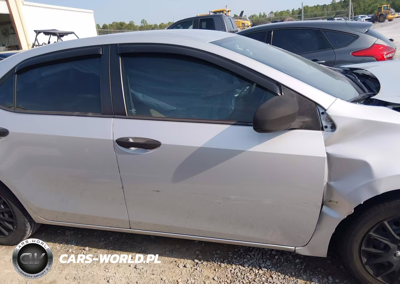 2017 Toyota Corolla Le VIN:2T1BURHE4HC884589 - 13
