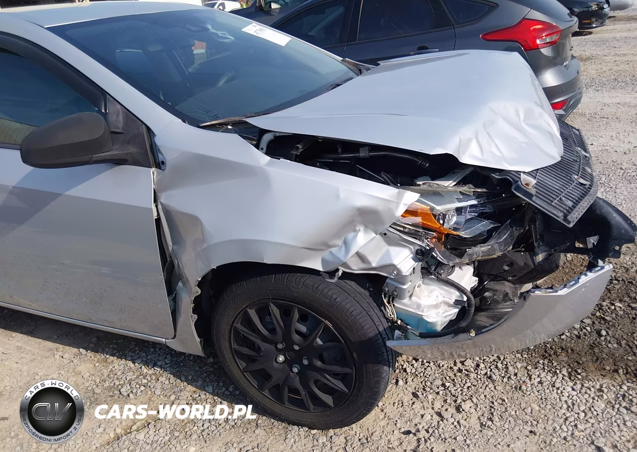 2017 Toyota Corolla Le VIN:2T1BURHE4HC884589 - 18