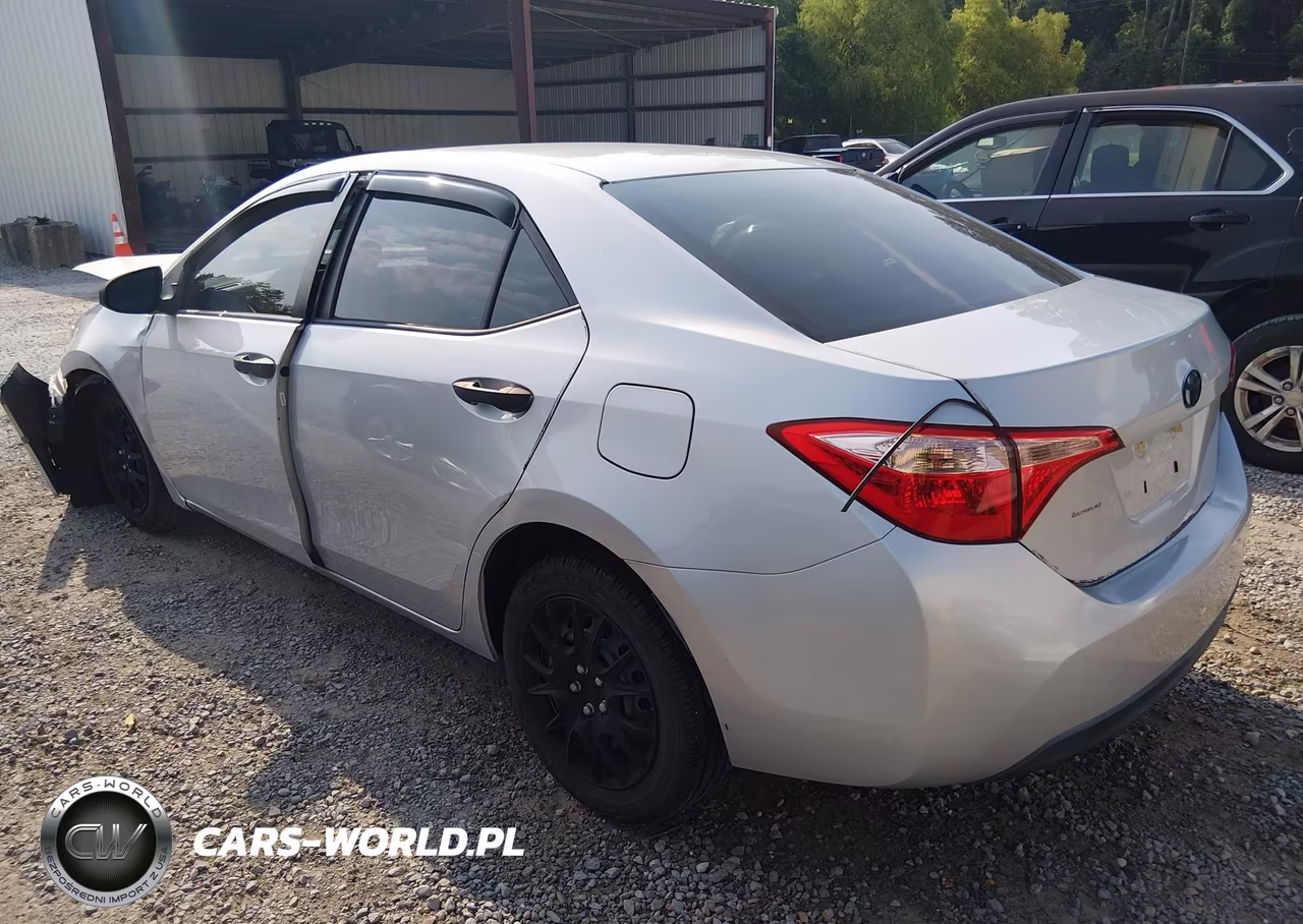 2017 Toyota Corolla Le VIN:2T1BURHE4HC884589 - 3