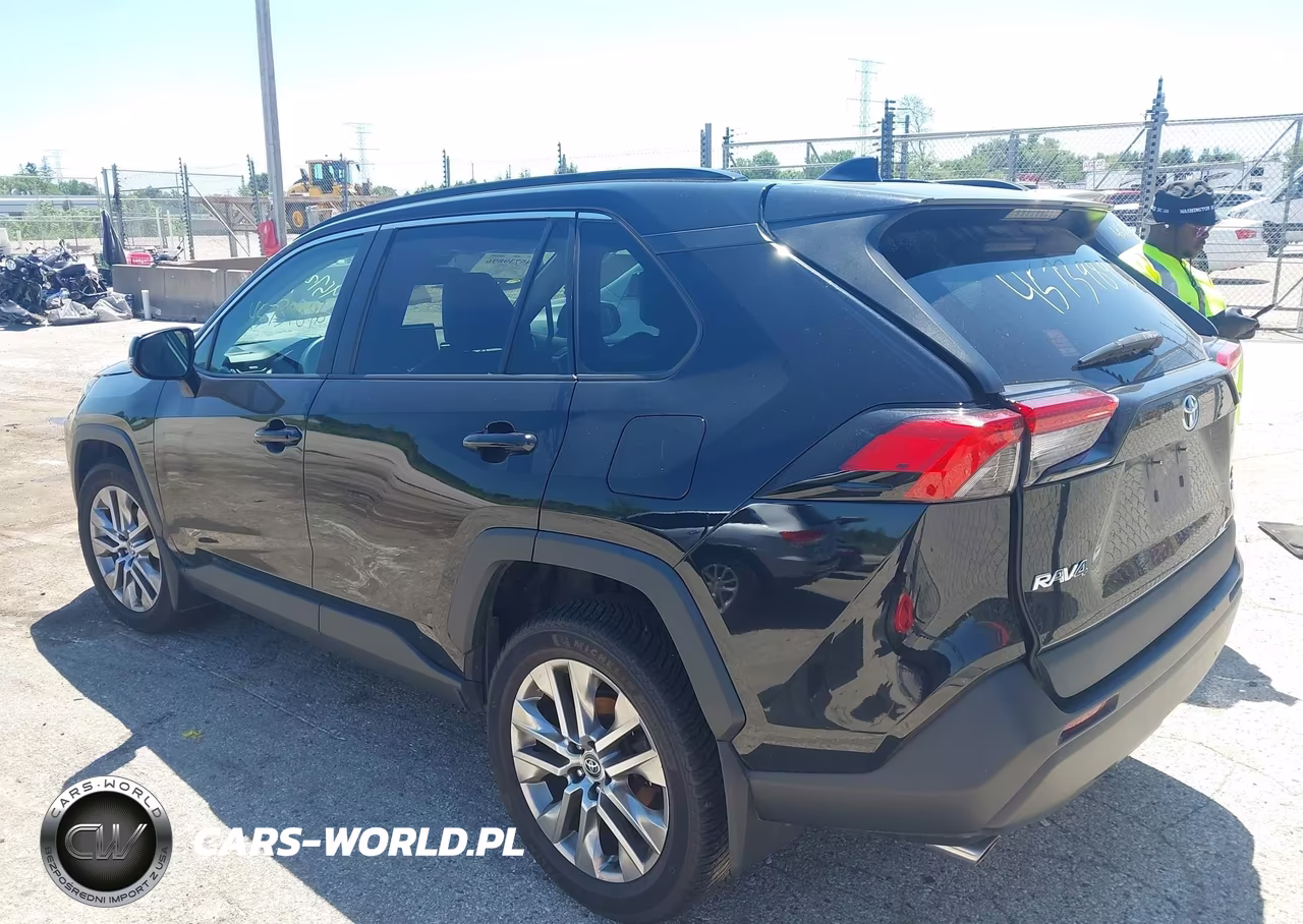 2020 Toyota Rav4 Xle Premium VIN:2T3A1RFV6LW102461 - 3