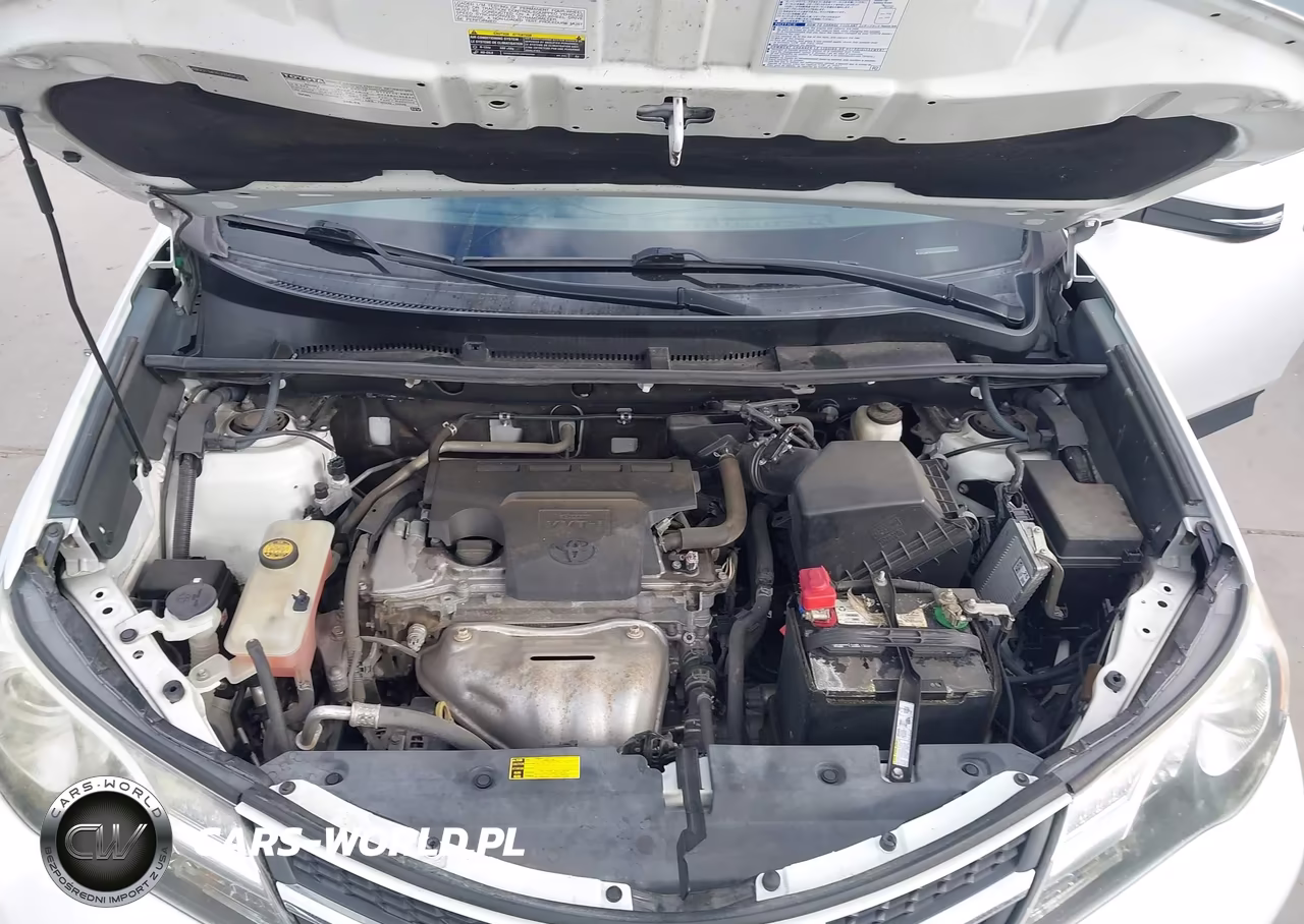 2013 Toyota Rav4 Xle VIN:2T3WFREV0DW045703 - 10