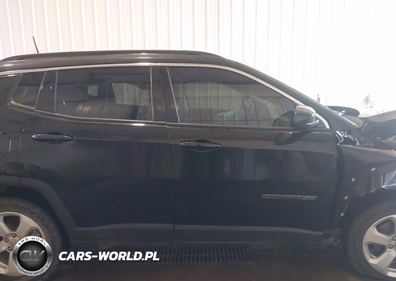 2018 Jeep Compass Latitude 4X4 VIN:3C4NJDBB7JT199707 - 13