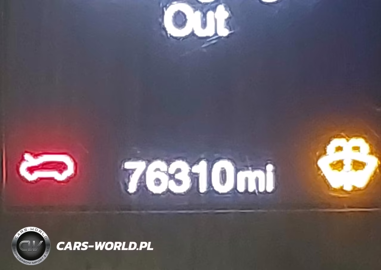 2018 Jeep Compass Latitude 4X4 VIN:3C4NJDBB7JT199707 - 15