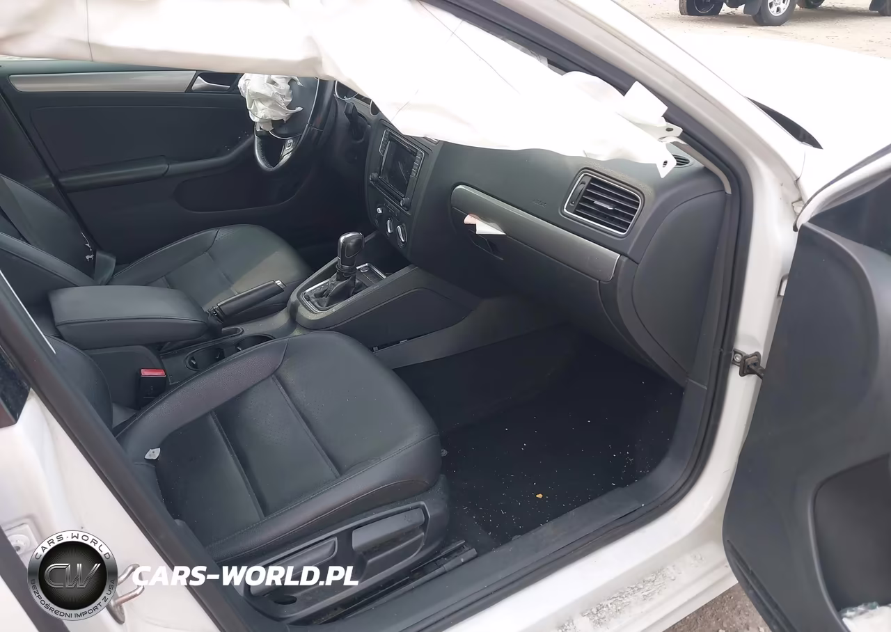 2017 Volkswagen Jetta 1.4T Se VIN:3VWDB7AJ9HM306499 - 5