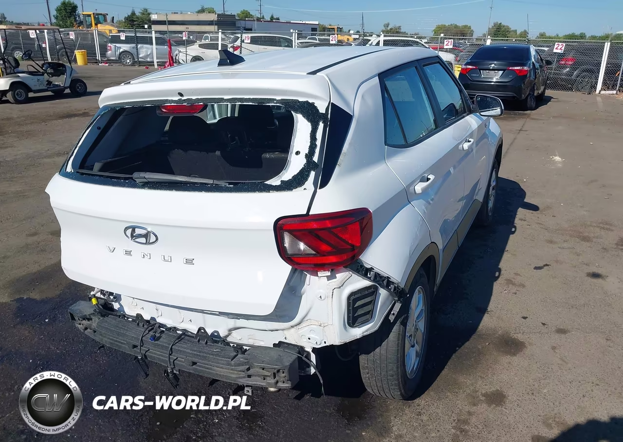 2021 Hyundai Venue Se VIN:KMHRB8A3XMU103672 - 4