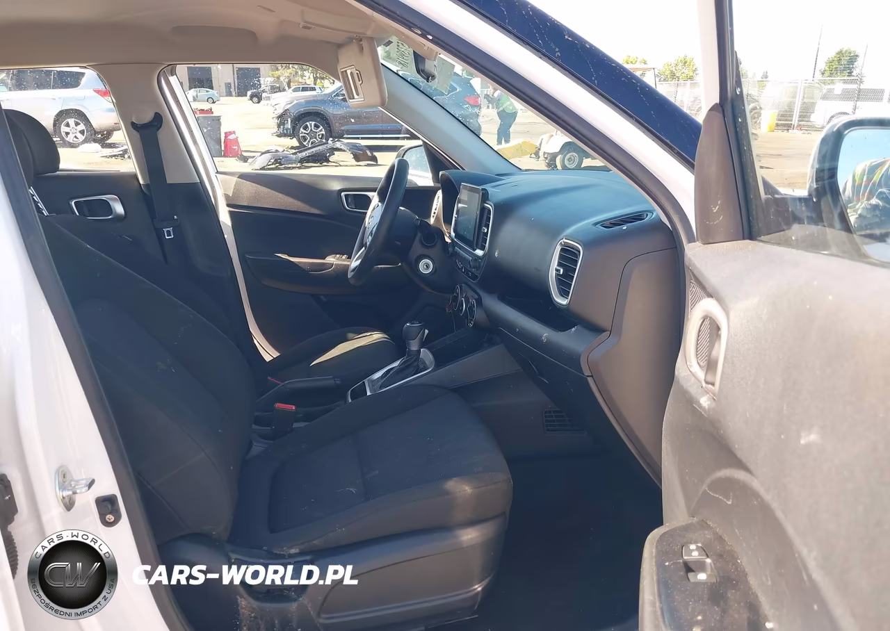 2021 Hyundai Venue Se VIN:KMHRB8A3XMU103672 - 5