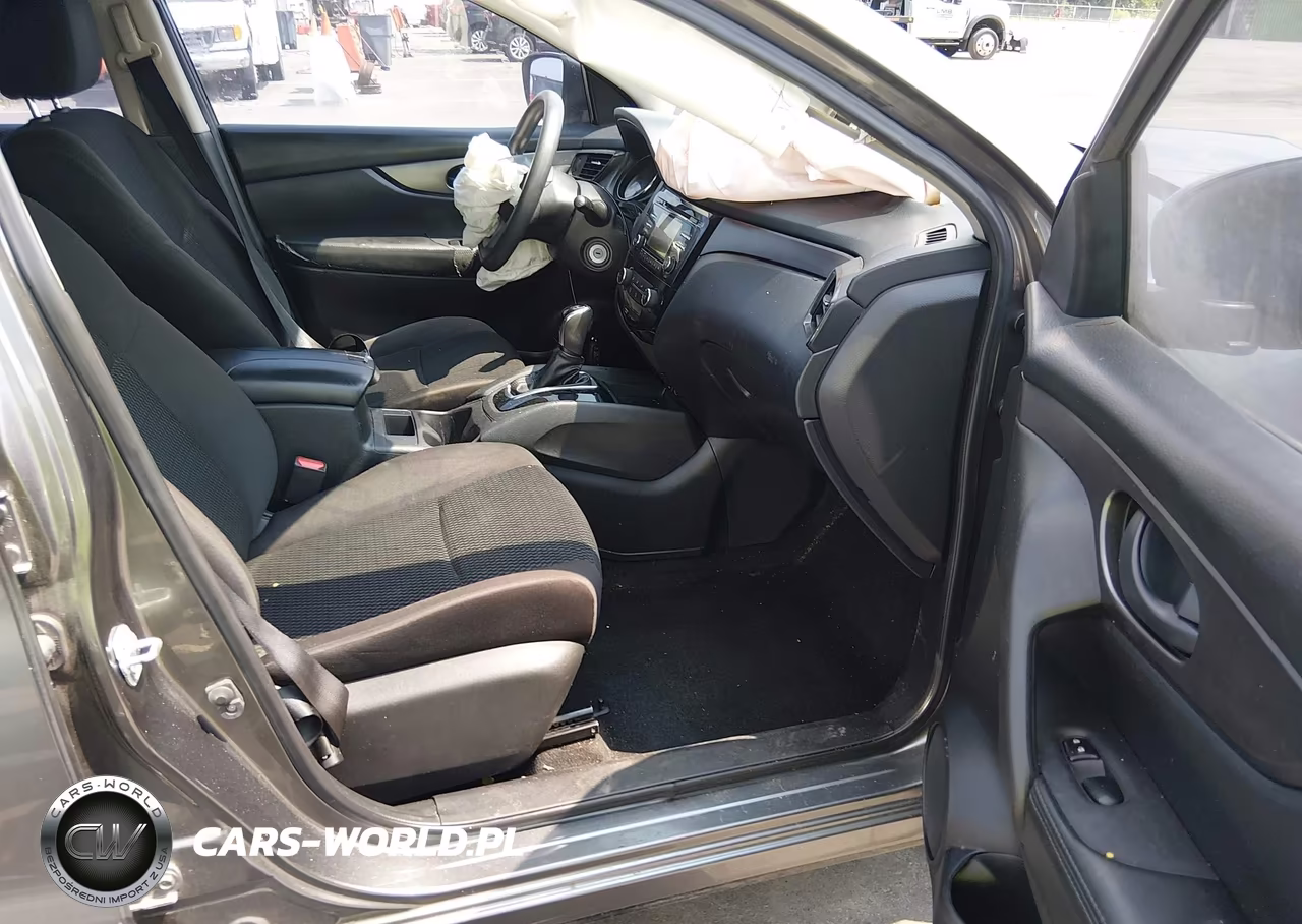 2017 Nissan Rogue Sport S VIN:JN1BJ1CR3HW101471 - 5