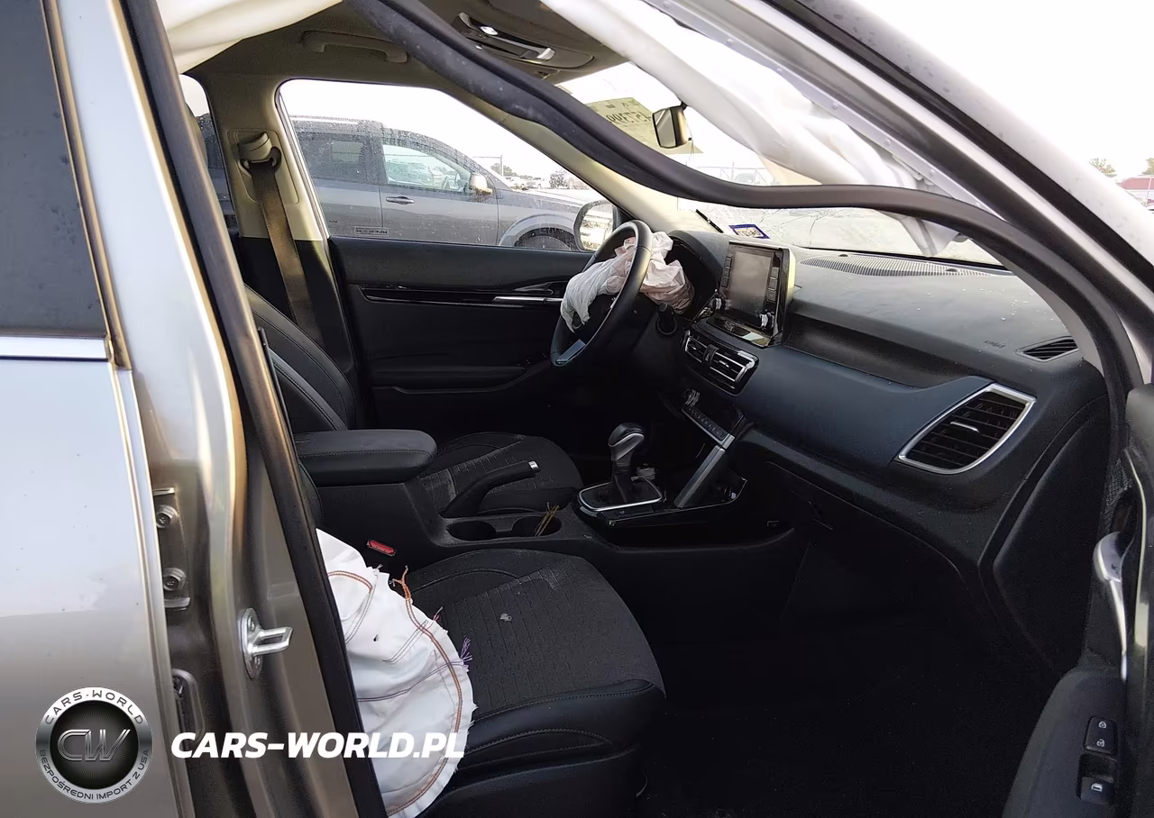 2023 Kia Seltos S VIN:KNDEU2AA9P7423237 - 5