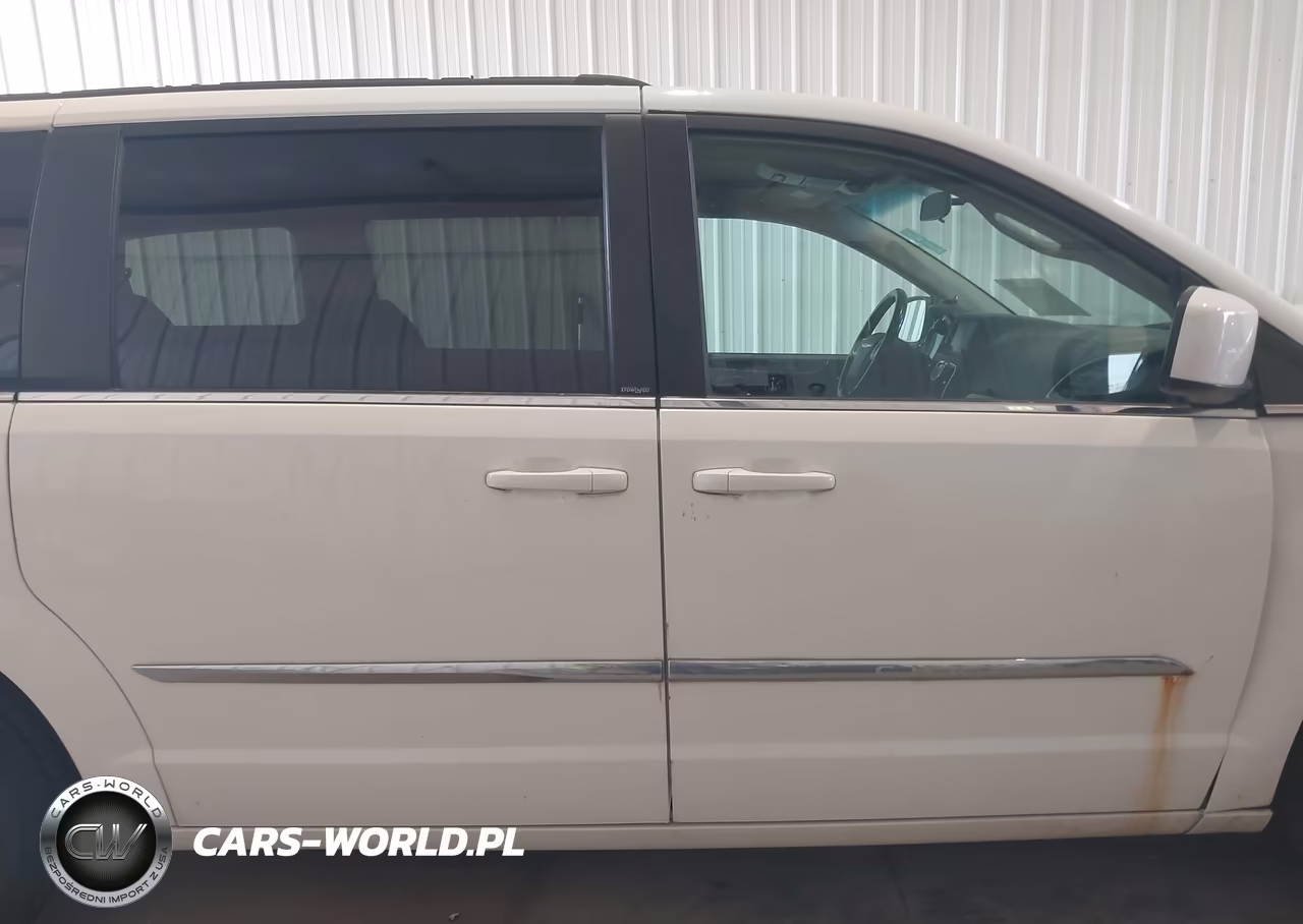 2011 Chrysler Town & Country Touring VIN:2A4RR5DG7BR675087 - 13