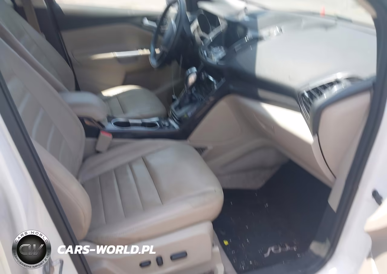 2016 Ford Escape Titanium VIN:1FMCU0JX4GUA72802 - 5