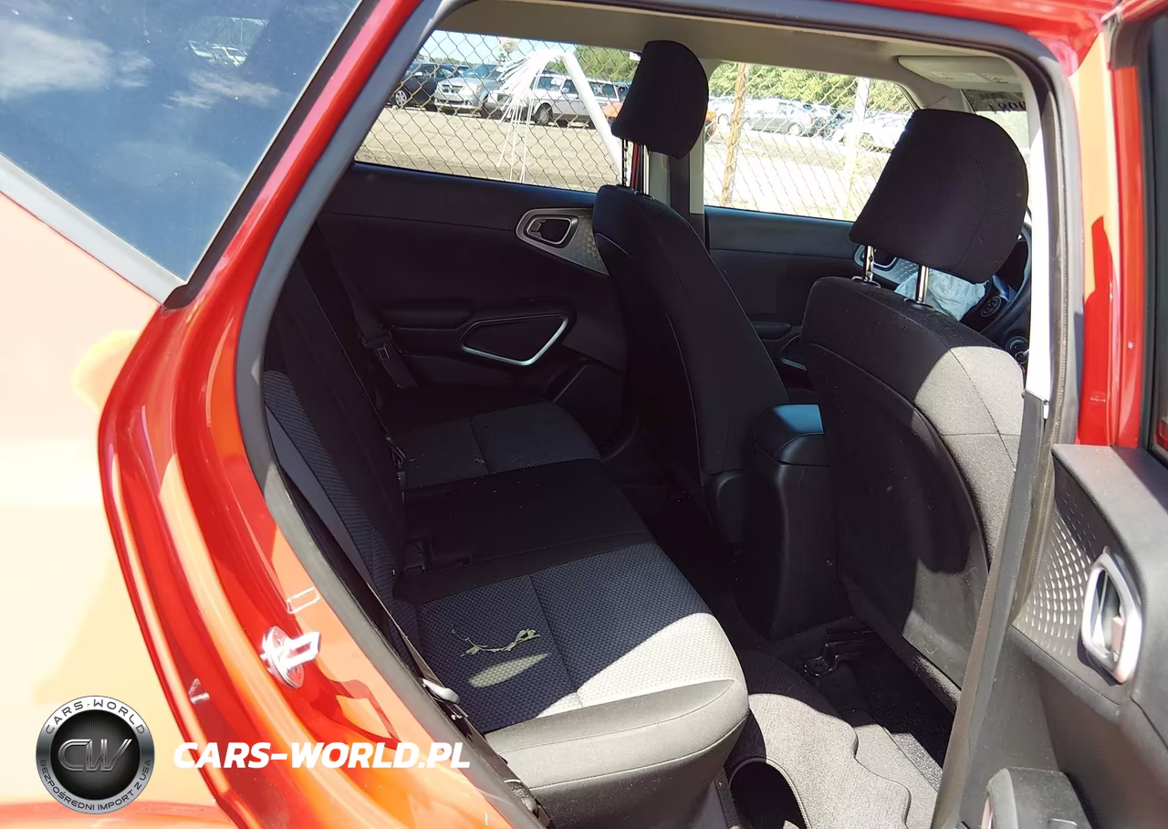 2020 Kia Soul Lx VIN:KNDJ23AU4L7010396 - 8