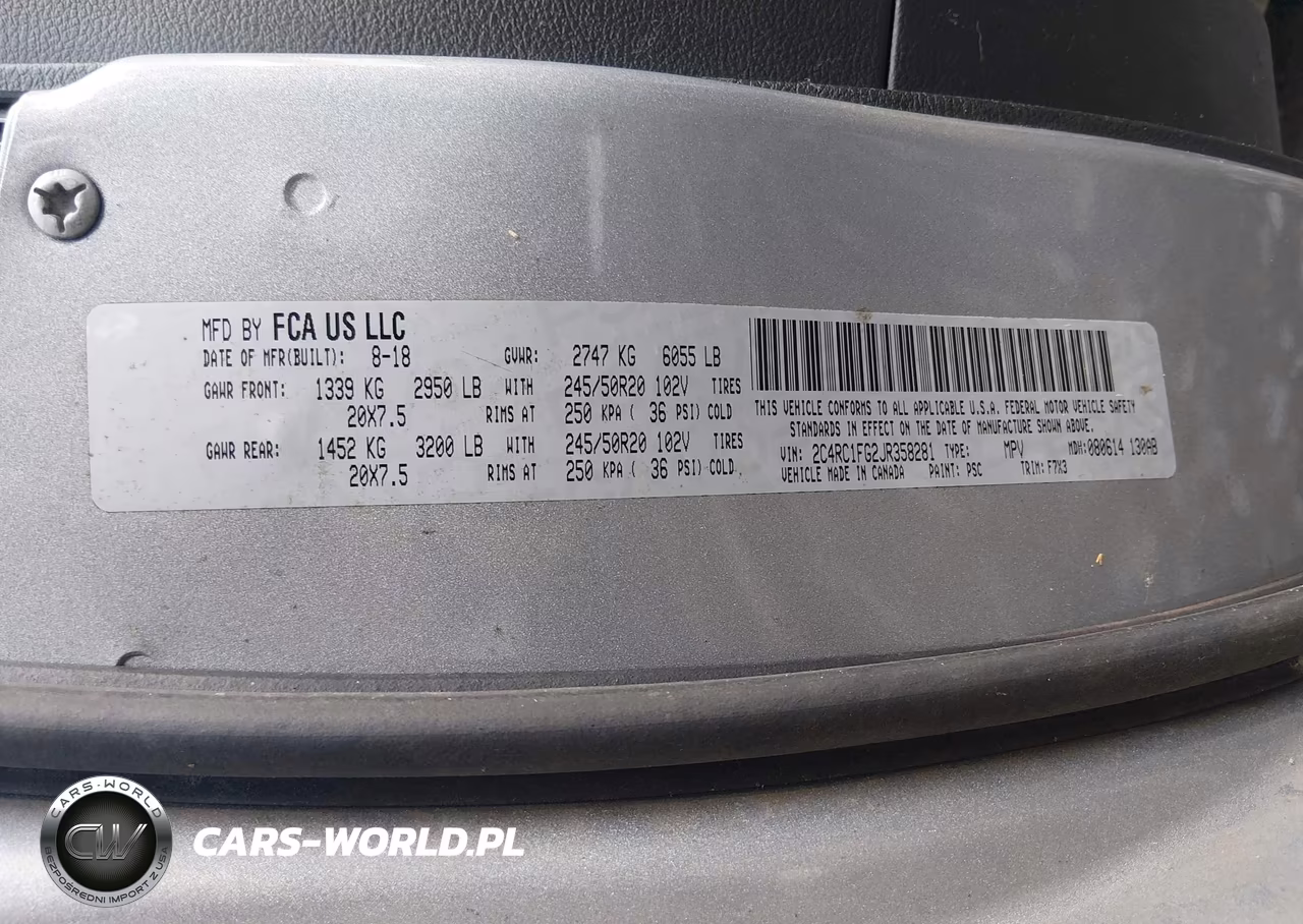 2018 Chrysler Pacifica Touring Plus VIN:2C4RC1FG2JR358281 - 9