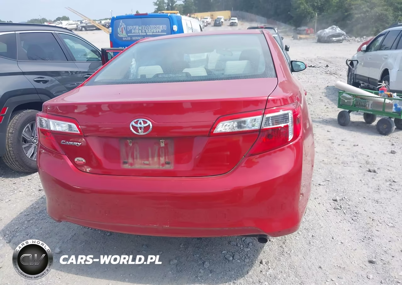 2014 Toyota Camry L VIN:4T1BF1FK2EU738089 - 16