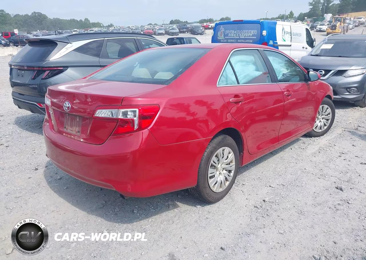 2014 Toyota Camry L VIN:4T1BF1FK2EU738089 - 4