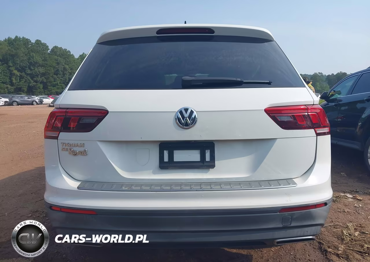 2019 Volkswagen Tiguan 2.0T Se-2.0T Sel-2.0T Sel R-Line-2.0T Sel R-Line Black VIN:3VV3B7AX8KM063148 - 17