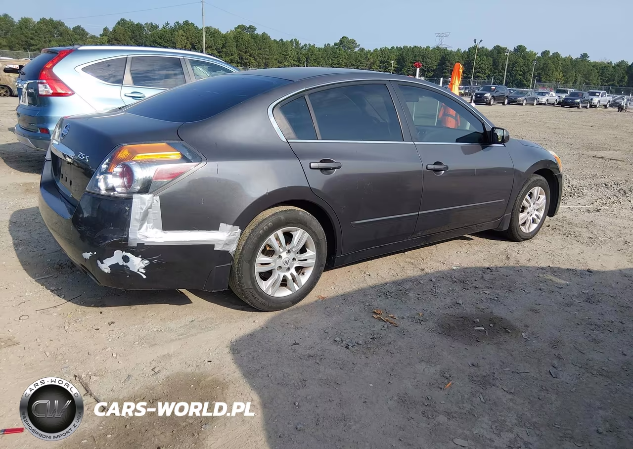 2012 Nissan Altima 2.5 S VIN:1N4AL2AP5CN437881 - 4