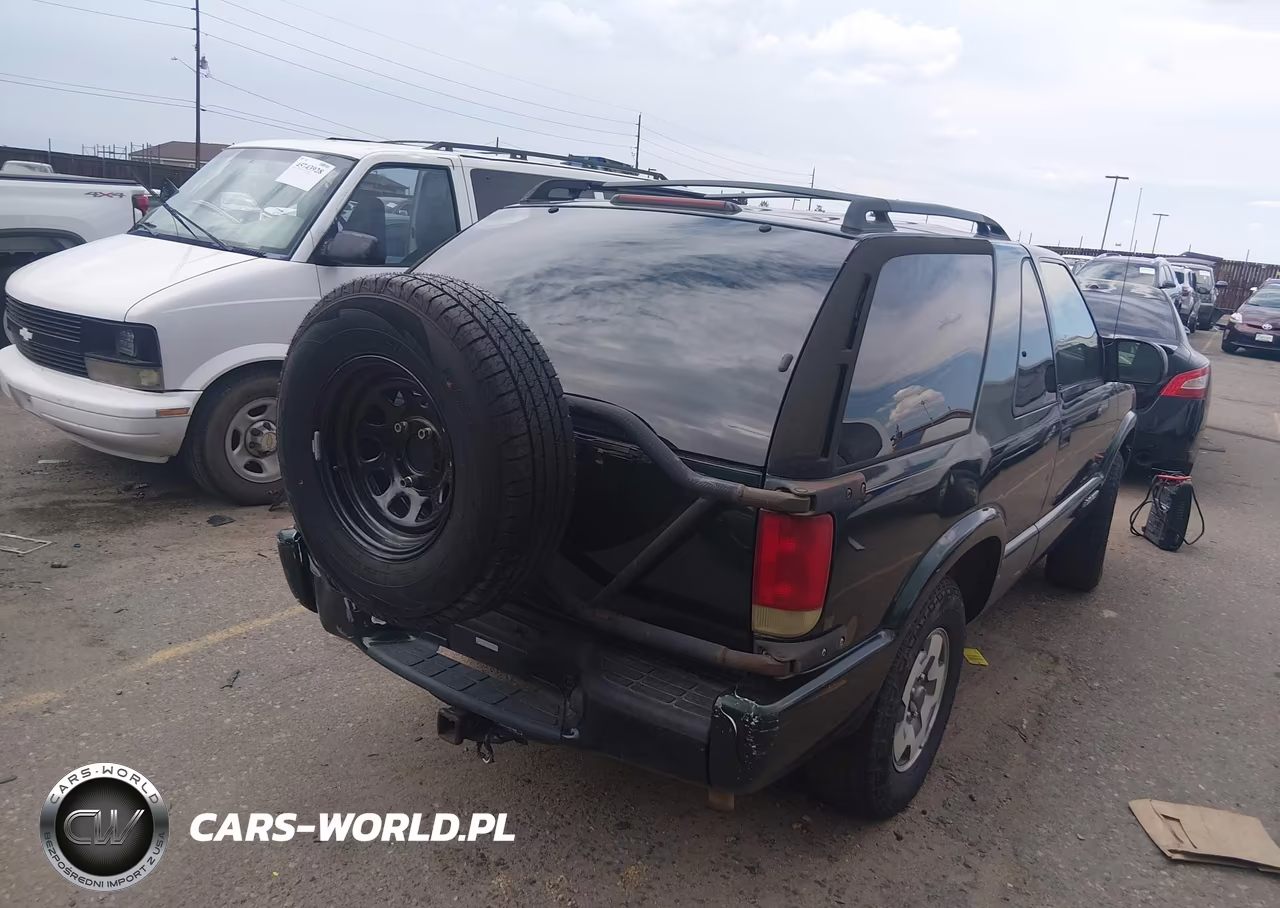 2003 Chevrolet Blazer Ls VIN:1GNCT18X33K140314 - 4