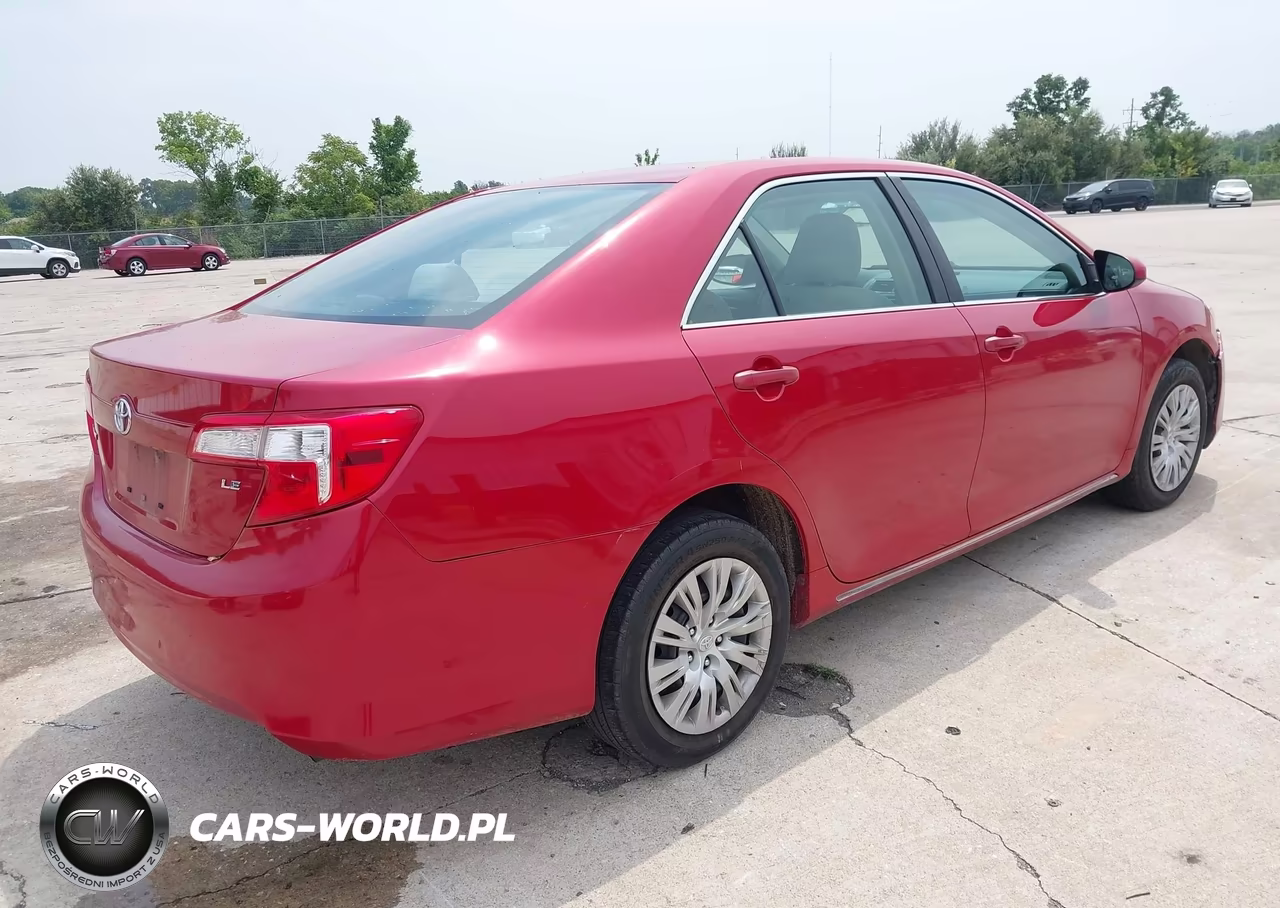 2013 Toyota Camry Le VIN:4T1BF1FK0DU654688 - 4