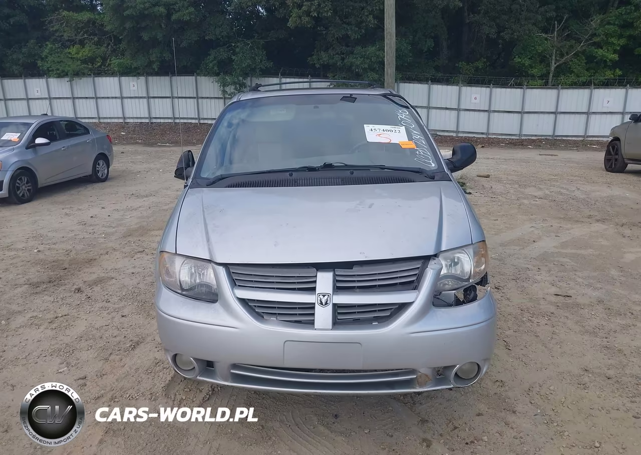 2005 Dodge Grand Caravan Sxt VIN:2D4GP44L45R290748 - 13
