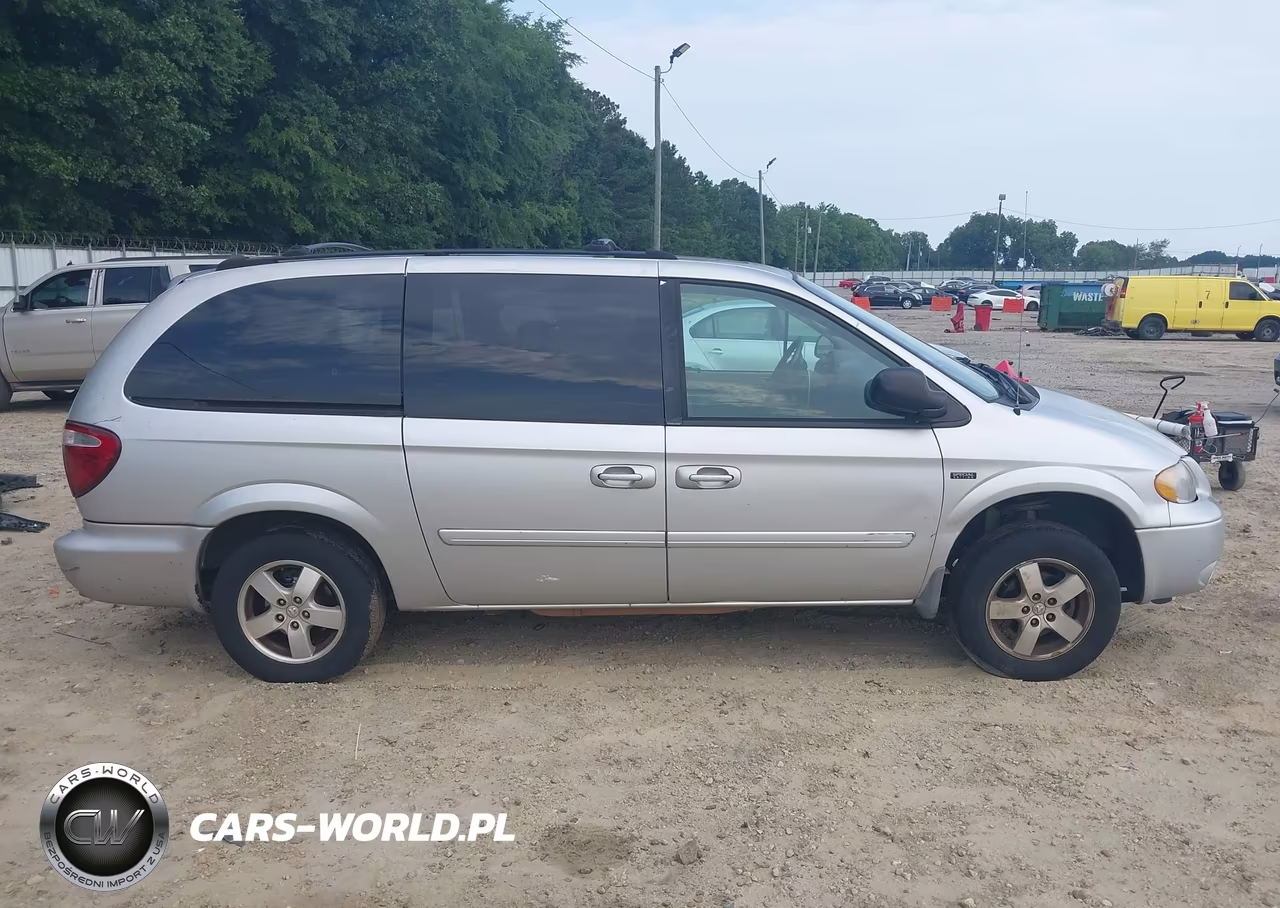 2005 Dodge Grand Caravan Sxt VIN:2D4GP44L45R290748 - 14